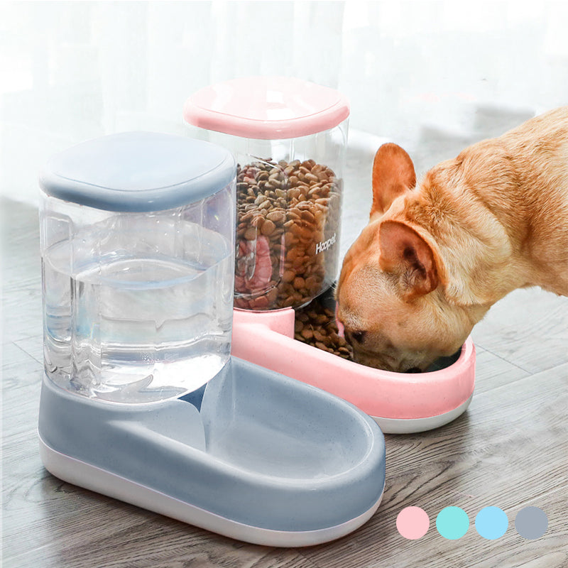 Pet dispenser
